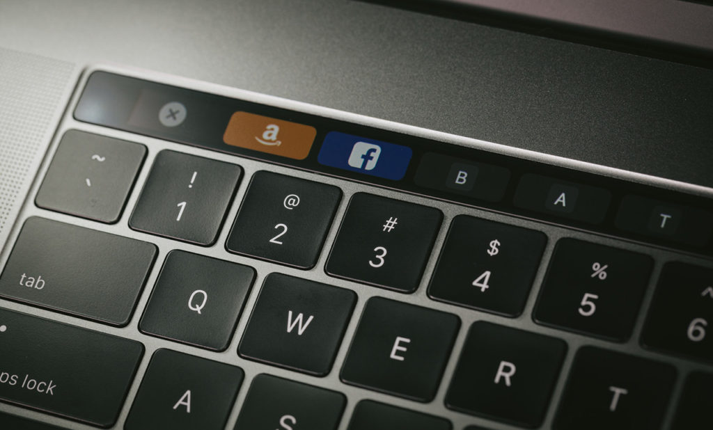 次期M2？MacBook Proデザインが大幅改変でTouch Bar廃止